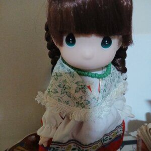 Precious Moments Children Of The World ITALY-ANGELINA